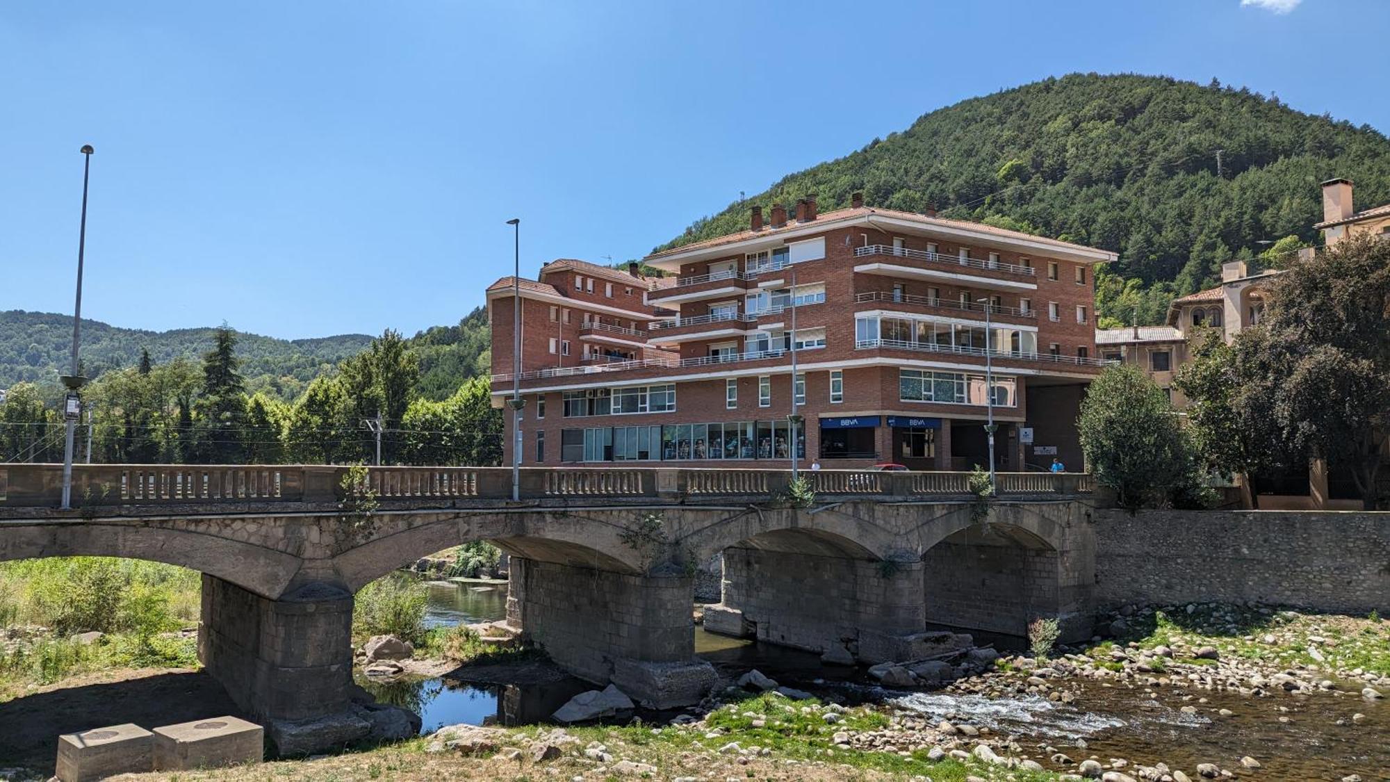 Hydros Apartment Ripoll Exterior photo
